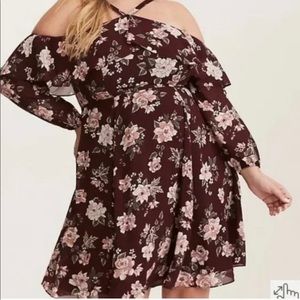 Torrid Colder shoulder dress Size 18